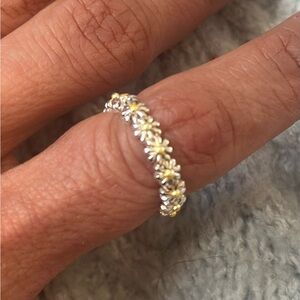 Daisy’s silver ring